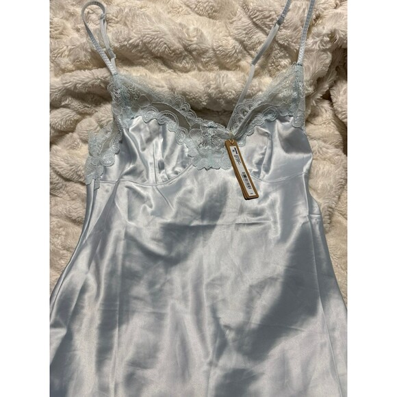 SKIMS WOVEN SHINE LACE SLIP DRESS CLOUD - Picture 8 of 9
